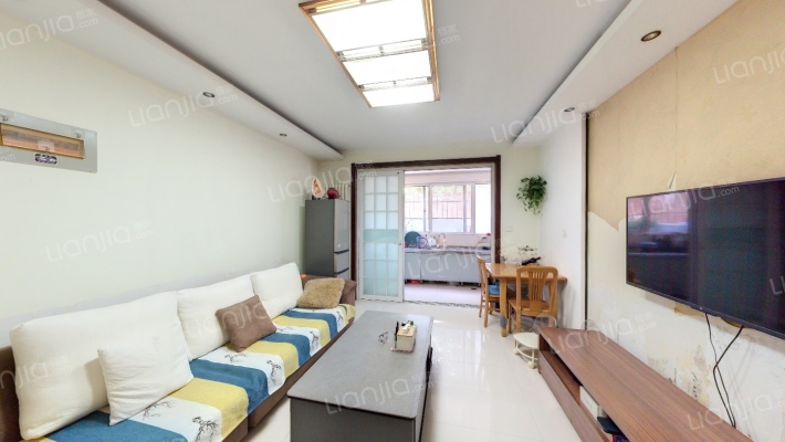 静和园二手房实景图