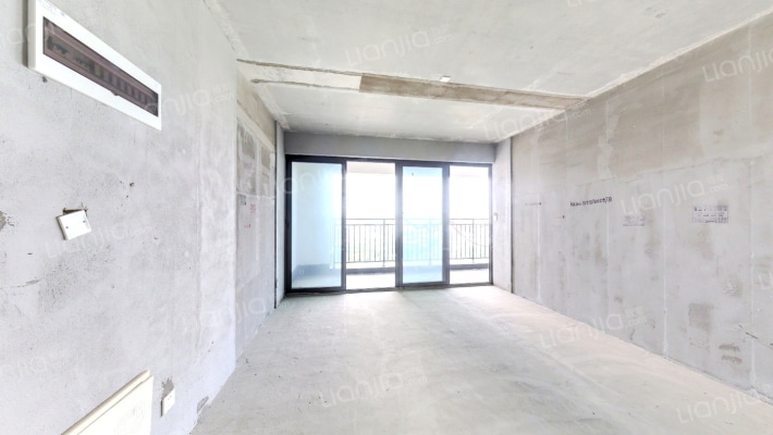 麓谷山湖郡二手房实景图