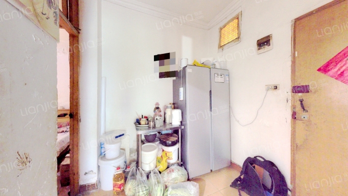 模范二村二手房实景图