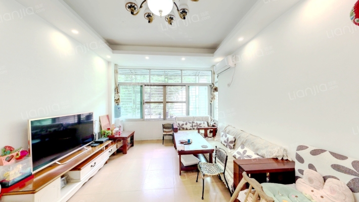 翠桦花园二手房实景图