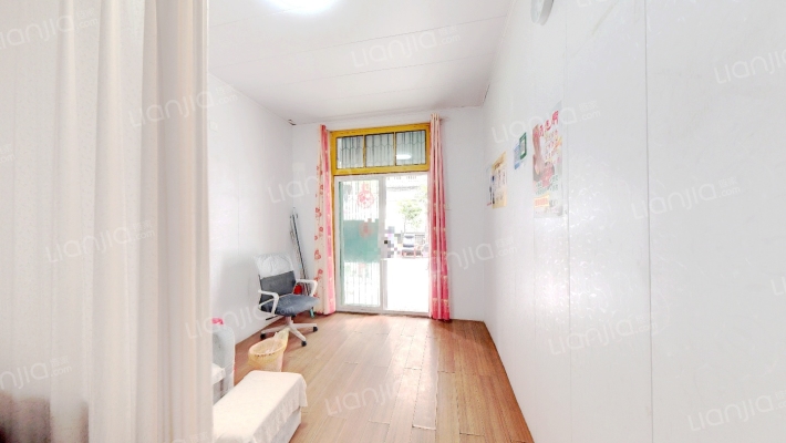 复兴路社区工程营小区二手房实景图