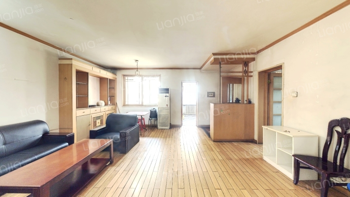 银河小区二手房实景图