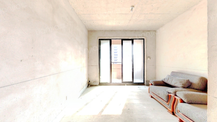 东方蓝海五期二手房实景图