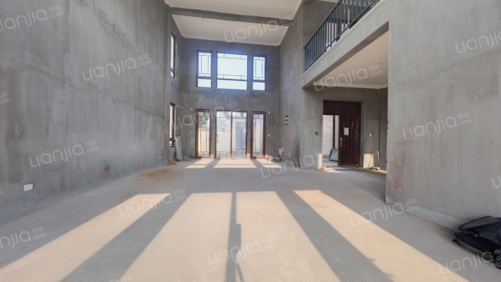 天域开元逸山墅二手房实景图