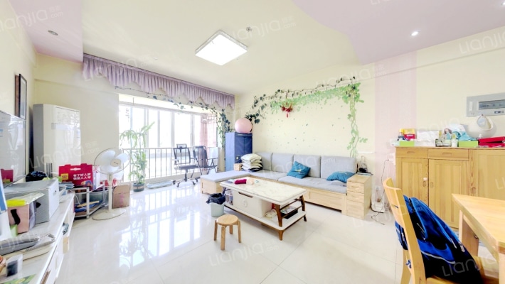 南丽湾二手房实景图