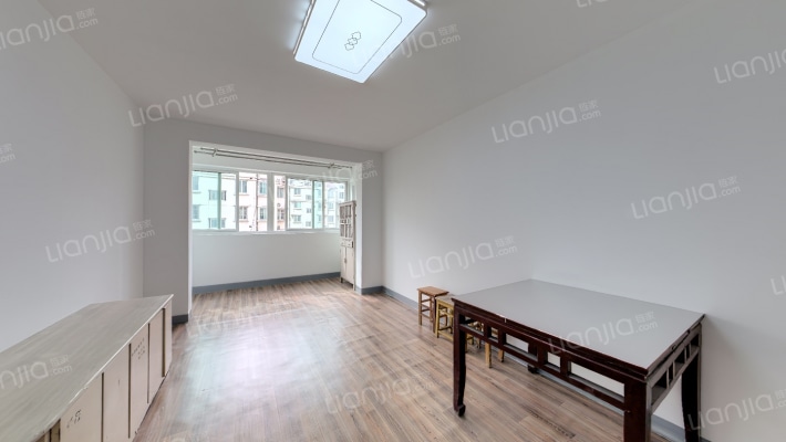 美林湾四区二手房实景图