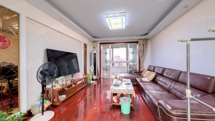 胜悦嘉苑二手房实景图