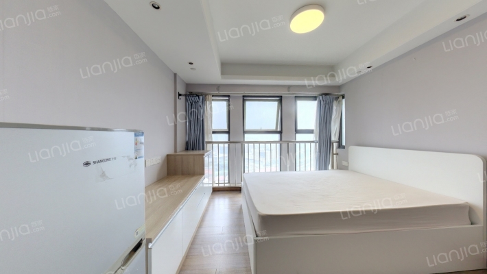 御湖国际二手房实景图