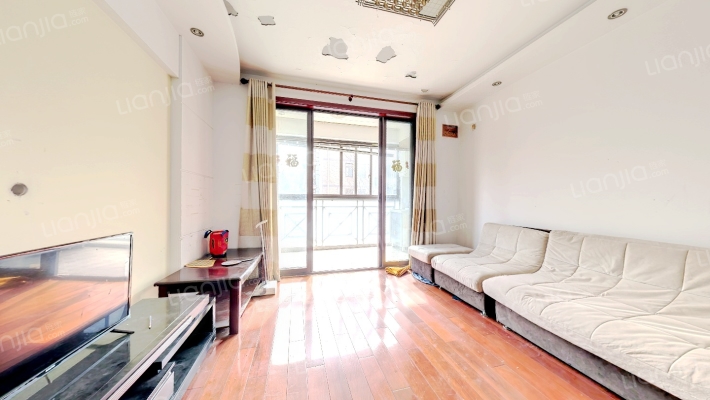 绿地金卫新家园（东区）二手房实景图