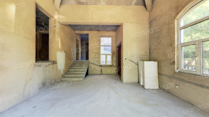 桑堤亚纳二手房实景图