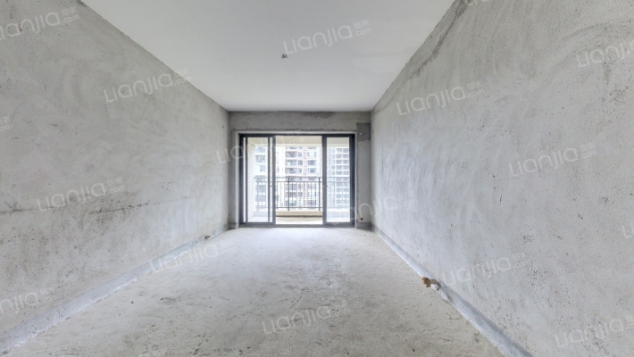 逸泉映翠二手房实景图