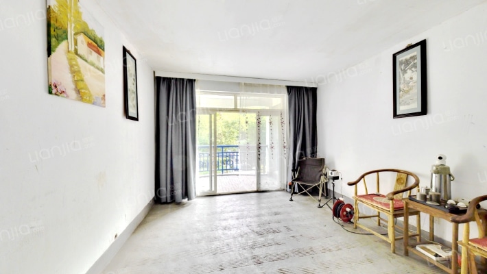 兴泰花苑二手房实景图