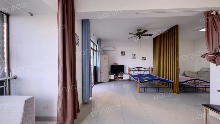 金色年华二手房实景图