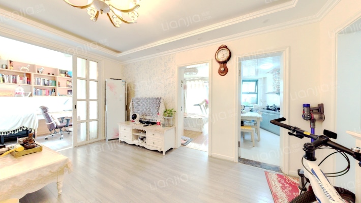 颐中银街二手房实景图