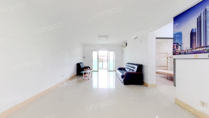 蓝色海月居二手房实景图