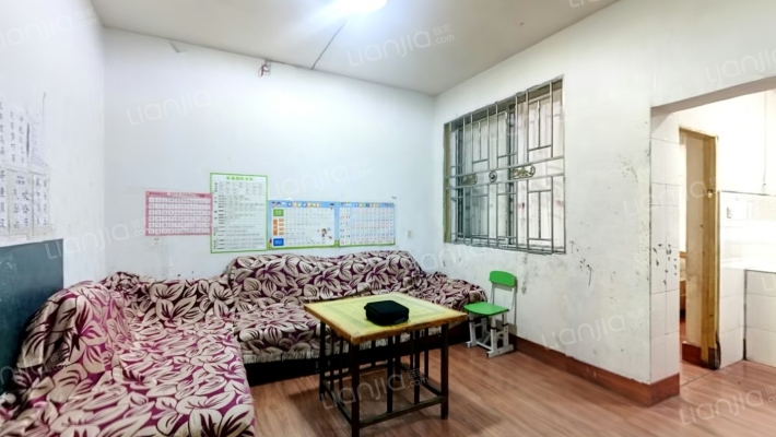 五交化宿舍二手房实景图