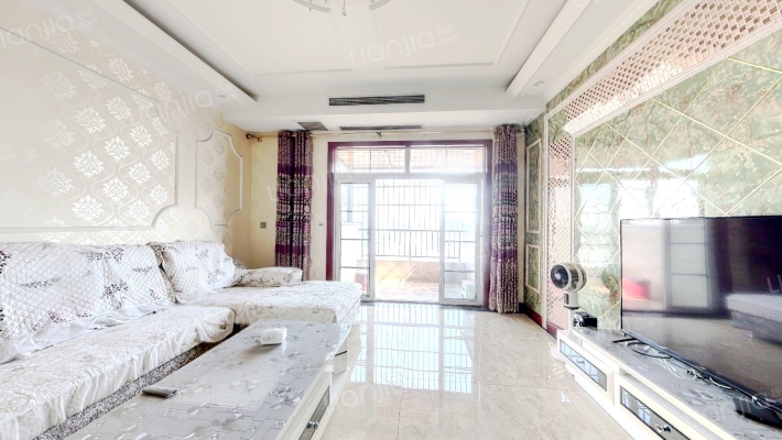 银翔翡翠谷A区二手房实景图