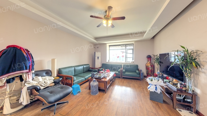 星海虹城二手房实景图