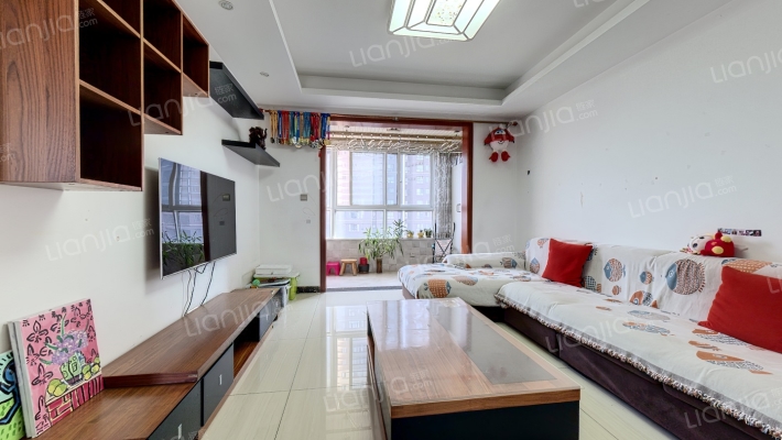 龙城铭园二期二手房实景图