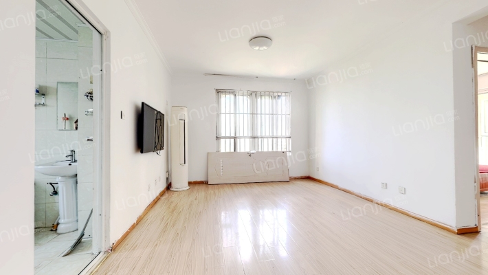 新江雅苑二手房实景图