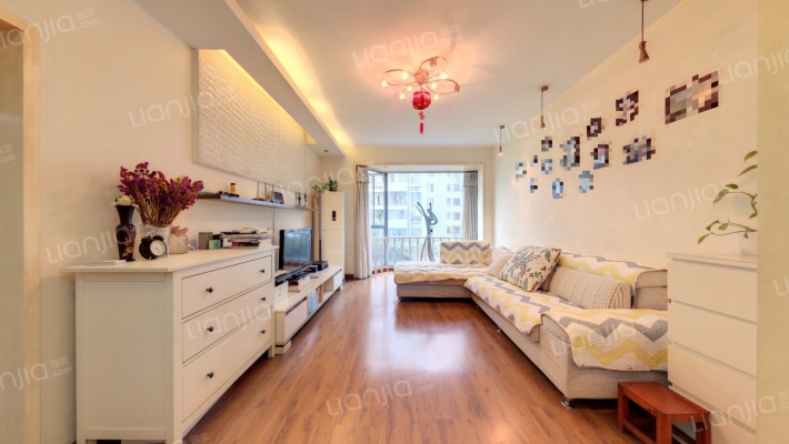 嘉瑞苑二期二手房实景图