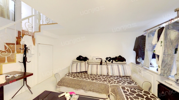 中豪七格二手房实景图