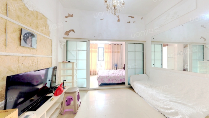 嘉信华庭二手房实景图