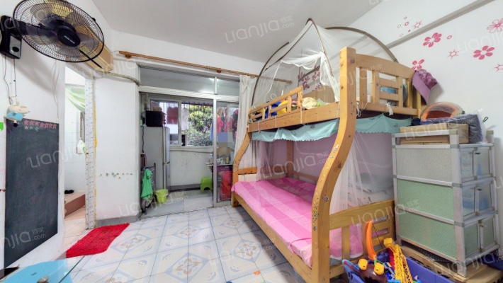 红梅苑二手房实景图