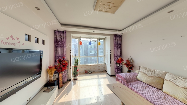 河畔花城西区二手房实景图