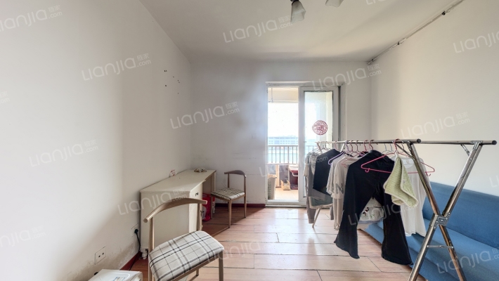 招商依云郡二手房实景图