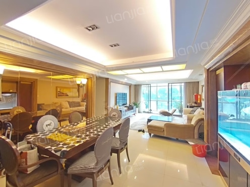 整租·吉田国际广场 4室2厅 南/北