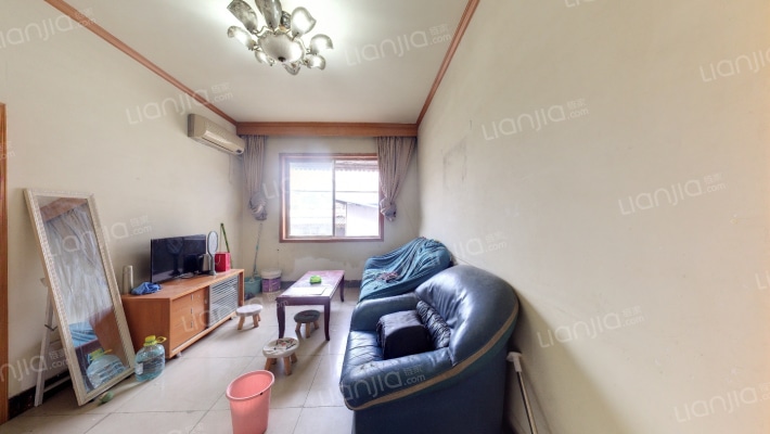 十二桥路20号二手房实景图