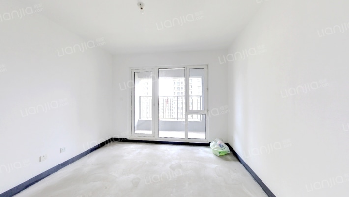 融创城三期二手房实景图