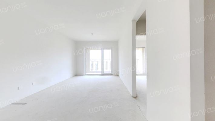 中铁世博城逸海北区二手房实景图