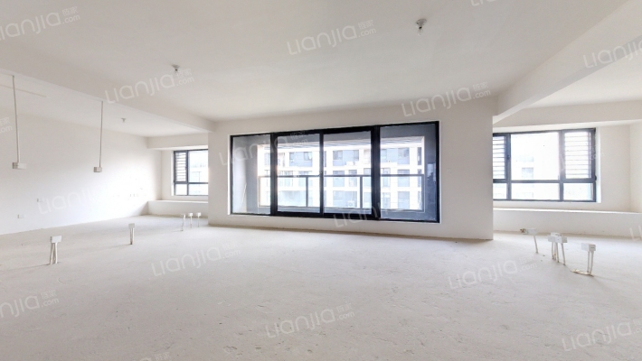 万科翠湖山晓二手房实景图