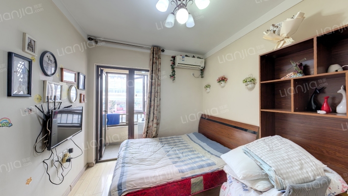 龙湖U城听蓝湾二手房实景图