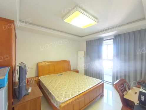 合租·天城花园 5居室 南卧