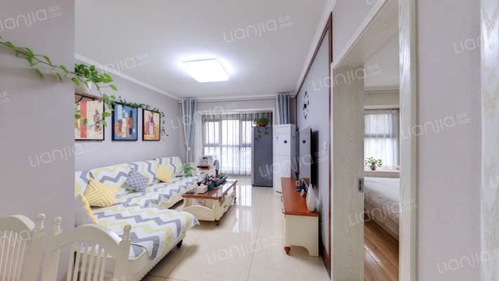 宝龙南苑二手房实景图