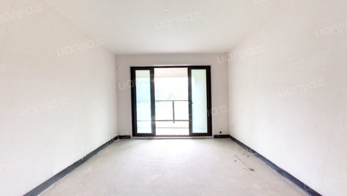 龙湖椿山小苑二手房实景图