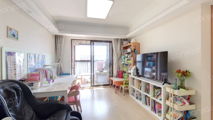 世茂云图二手房实景图