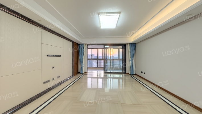 仁恒江湾天成二手房实景图