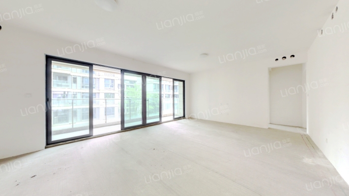 城投艺墅语湖二手房实景图