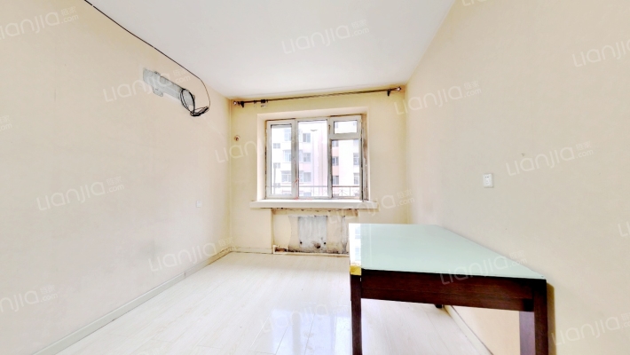 太莱街二手房实景图