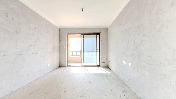 华南城中园三组团二手房实景图