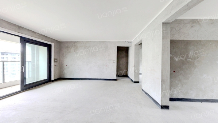 融创溪山春晓一期一地块二手房实景图