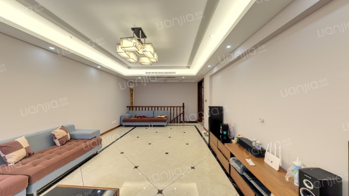 龙湖滟澜海岸中区二手房实景图