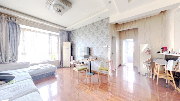 贵通御苑金枫阁二手房实景图