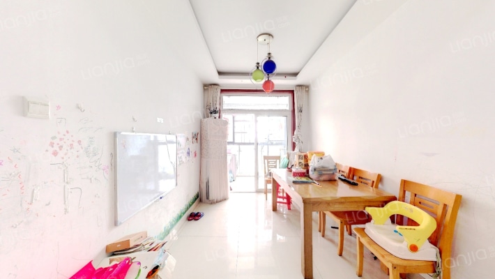 瑞泰和园B区二手房实景图