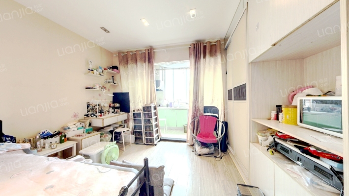 长航蓝晶绿洲一二期二手房实景图