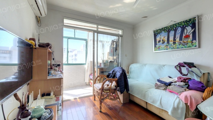 东镇小区二手房实景图